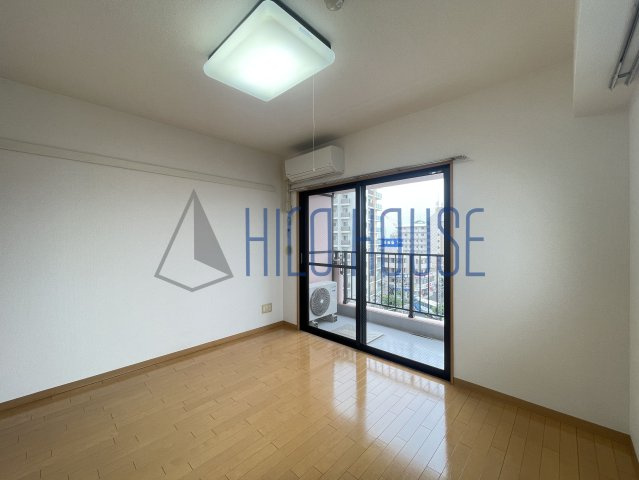 クアトロエスペランサの居間・リビング