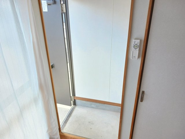 【玄関】