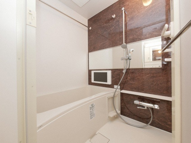 スプランディッド安土町の浴室