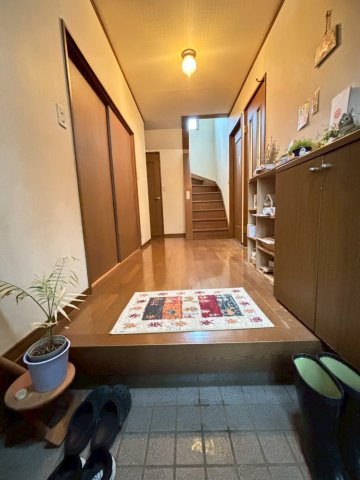 山武郡横芝光町屋形　中古戸建の玄関