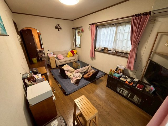 山武郡横芝光町屋形　中古戸建の居間・リビング