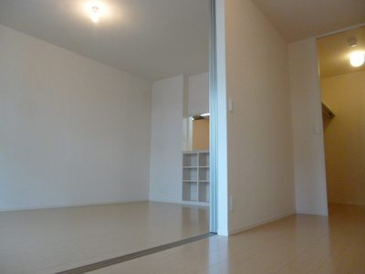 【洋室】 | sereno 黒田