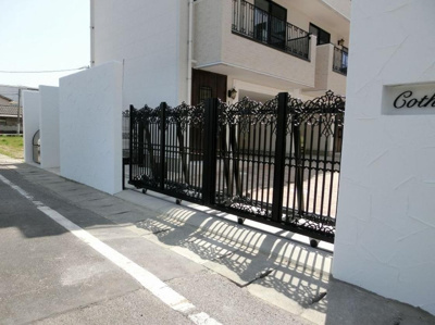 【エントランス】 | ＣＯＴＨＡＸ西古松