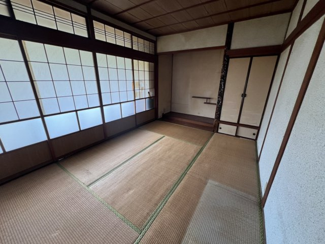 上野町戸建の和室