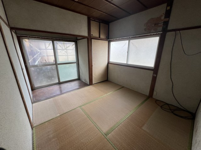 上野町戸建の和室