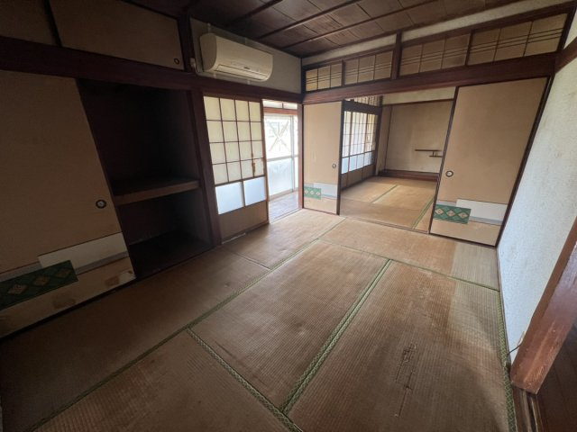 上野町戸建の和室