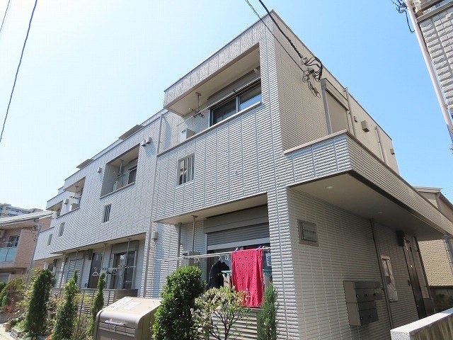 ヴィラージュ烏山の外観