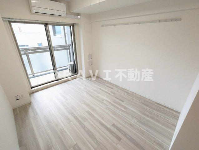 エスリードレジデンス大阪谷町ザ・マークス BRAVI不動産の居間・リビング