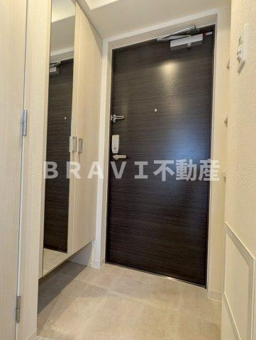エスリードレジデンス大阪谷町ザ・マークス BRAVI不動産の玄関