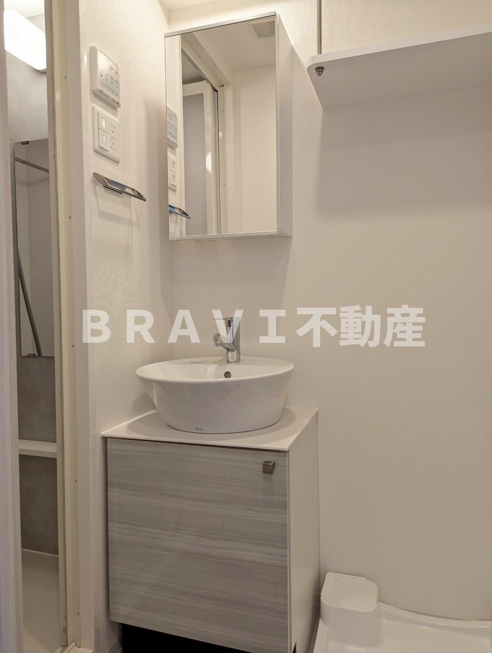 エスリードレジデンス大阪谷町ザ・マークス BRAVI不動産の独立洗面台