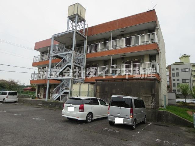 シャレーミウラの外観