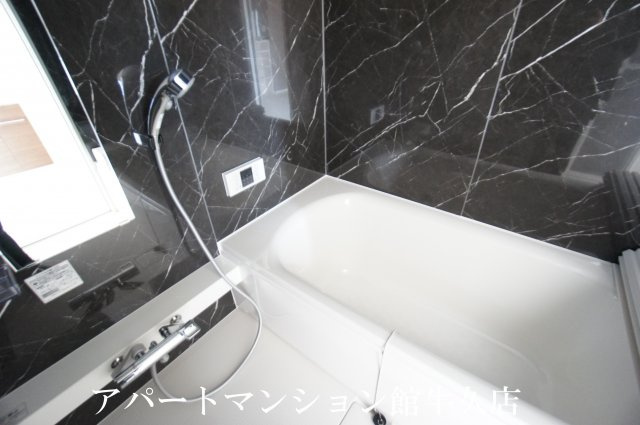 ワレアハレの浴室