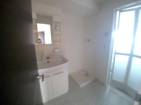 グランドアトリオ神戸西Bの洗面所