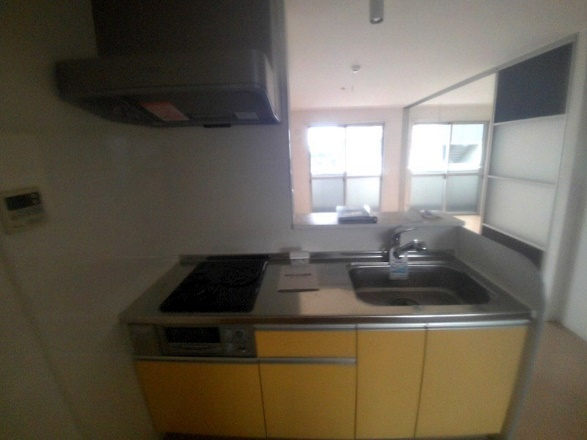 グランドアトリオ神戸西Bのキッチン