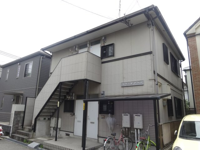 グランピア宝塚の外観