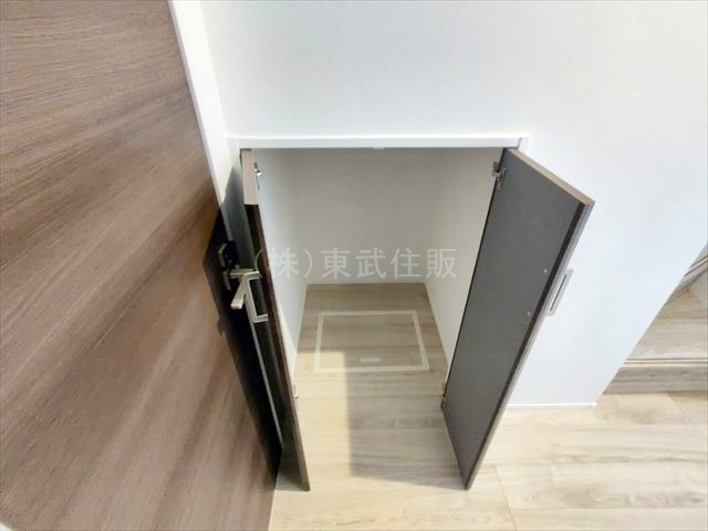 【内装】 | 川越市稲荷町 | 階段下収納