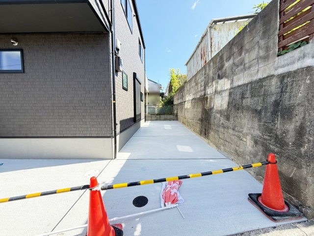 新築戸建　西つつじヶ丘雲仙台2丁目の駐車場|現地写真