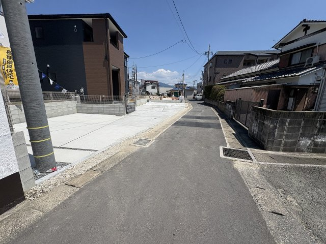 【その他】 | 福岡市東区土井3丁目　2号棟（全3棟）【仲介手数料無料・0円】 | 現地写真。前面道路です。