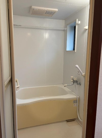 アクア西松ヶ丘北館の浴室