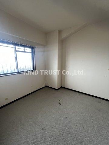 リーガル豊崎の居間・リビング|使いやすいリビングです