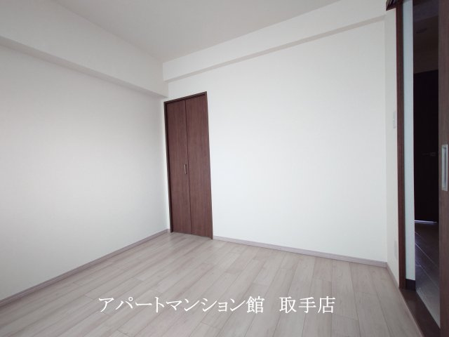 長塚マンションの洋室