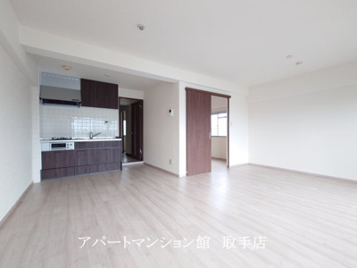 【居間・リビング】 | 長塚マンション