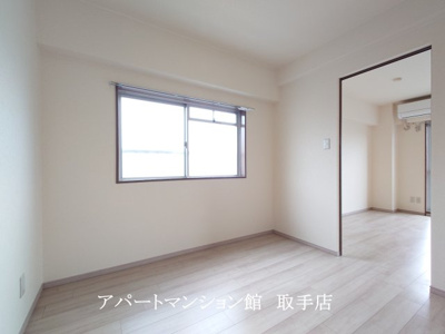 【寝室】 | 長塚マンション