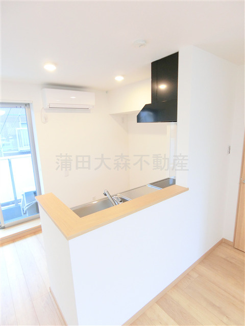 Lares East(ラレースイースト)のキッチン