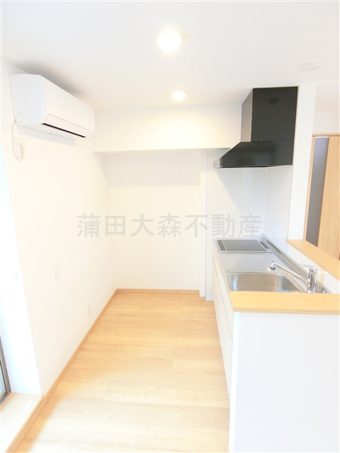 Lares East(ラレースイースト)のキッチン