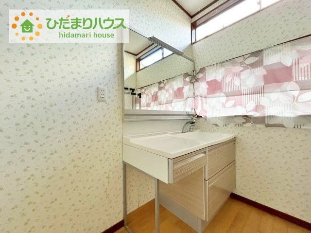 北茨城市磯原町木皿　中古戸建の独立洗面台|シンプルで使い勝手の良い独立洗面台！