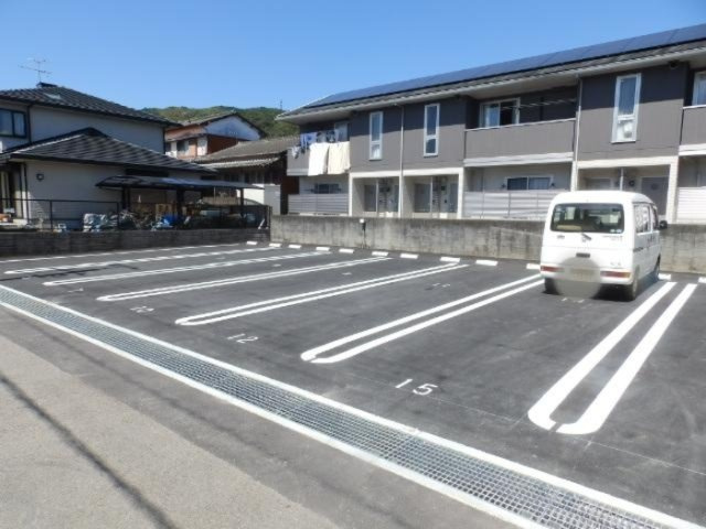 ピースフルⅢの駐車場|駐車場