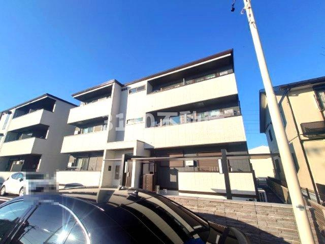 セレスティア西荘　EASTの外観