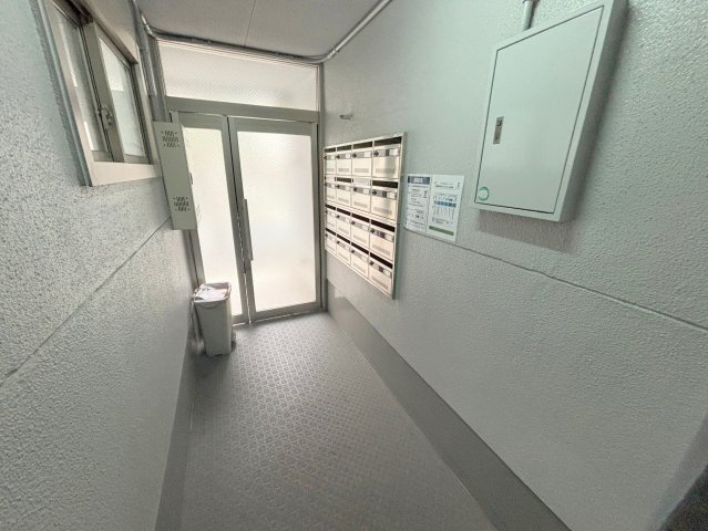 石川マンションのロビー