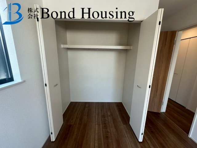 南向きで陽当たり良好　桃山台6丁目　新築2区画　2号棟の収納