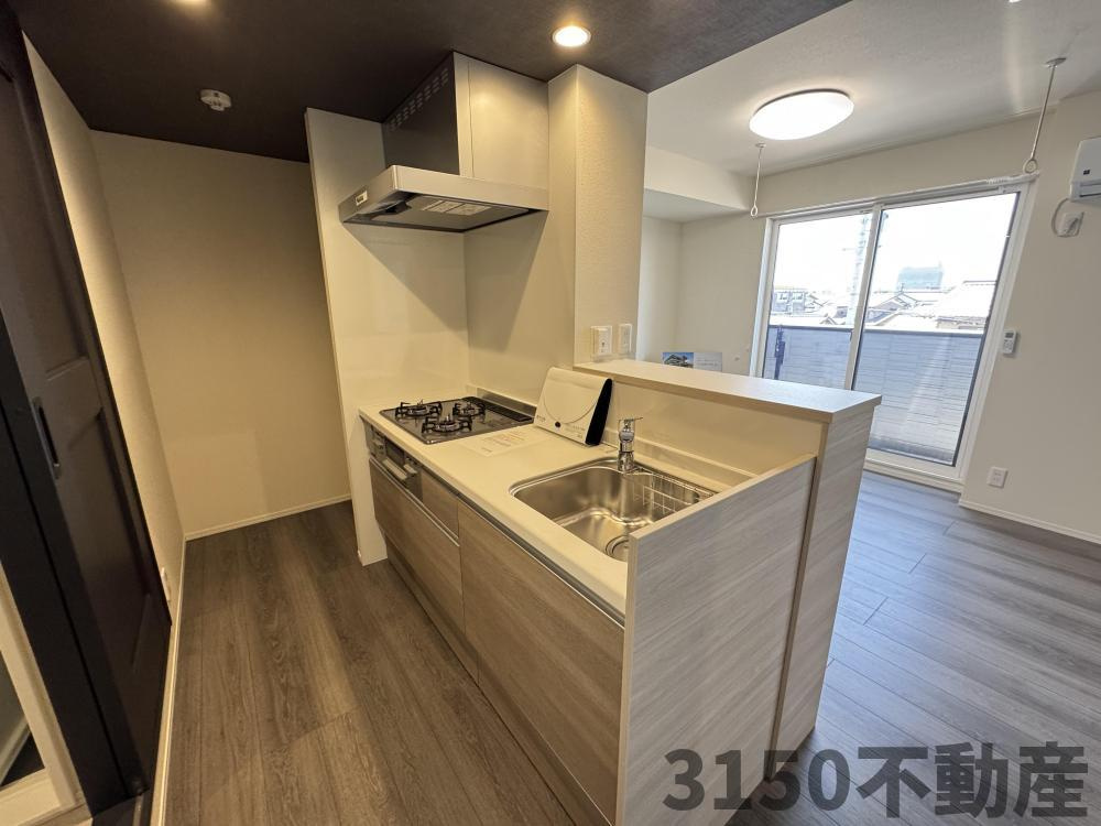 セレスティア西荘　WESTのキッチン