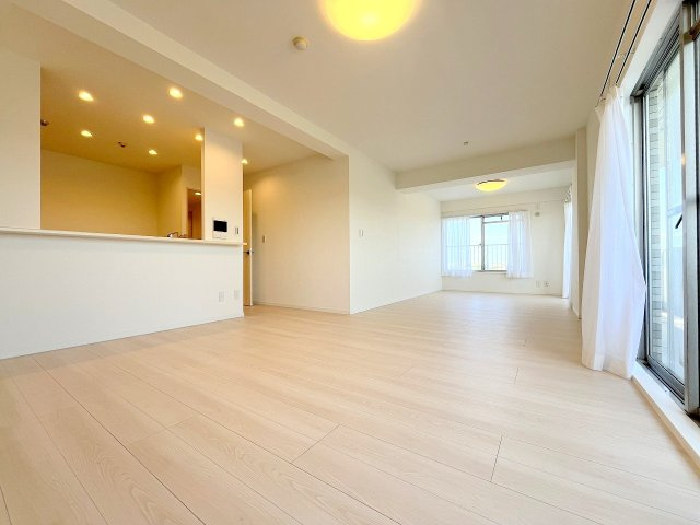 ライオンズマンション昭島第2の居間・リビング