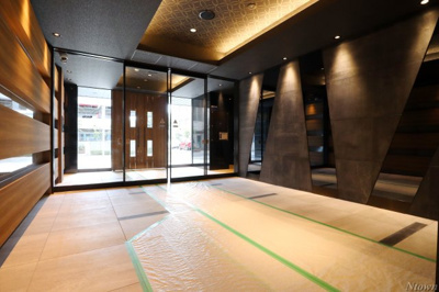 【ロビー】 | S-RESIDENCE今池arcana | ゆとりのあるロビーです