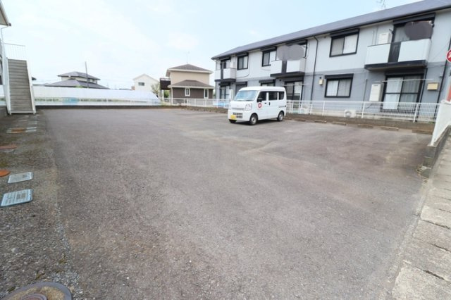 ライトハウス ⅠⅡの駐車場|駐車場