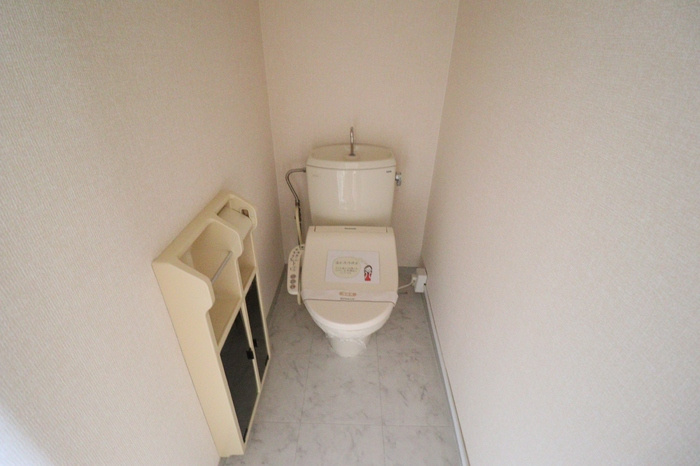 ライトハウス ⅠⅡのトイレ|もちろん温水洗浄暖房便座です