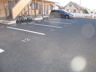 【駐車場】 | ヴィアノ Ⅰ | 駐車場