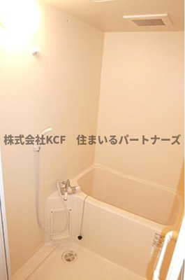 【浴室】 | アルファルファB棟 | 落ち着いた空間のお風呂です