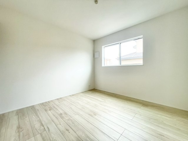 【洋室】 | 神栖市若松中央2号棟 | 3LDK　最短即日見学も可能です。お気軽にお問合せください。