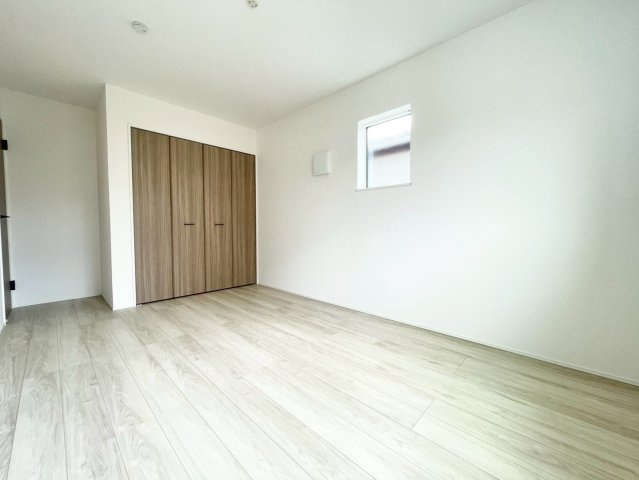 【洋室】 | 神栖市若松中央2号棟 | 3LDK　最短即日見学も可能です。お気軽にお問合せください。