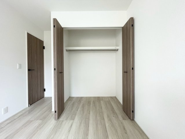 【収納】 | 神栖市若松中央2号棟 | 3LDK　最短即日見学も可能です。お気軽にお問合せください。