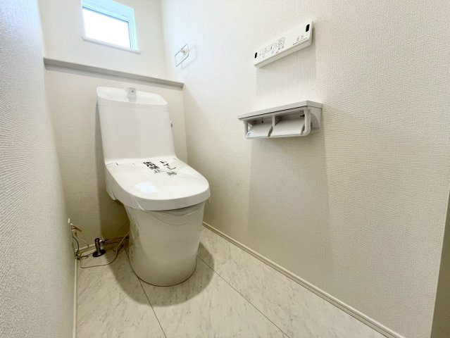 【トイレ】 | 神栖市若松中央2号棟 | 3LDK　最短即日見学も可能です。お気軽にお問合せください。