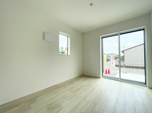 【洋室】 | 神栖市若松中央2号棟 | 3LDK　最短即日見学も可能です。お気軽にお問合せください。