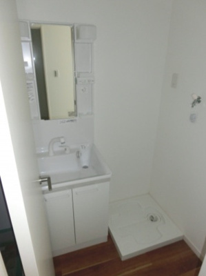 【洗面所】 | ベルリネッタ | 明るい洗面所です