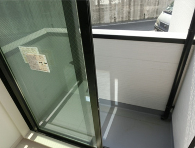 【バルコニー】 | ベルリネッタ | 開放的で明るい空間を演出してくれるバルコニーです