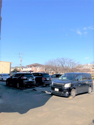 【駐車場】 | エスペランサフルール | 駐車スペースもあります