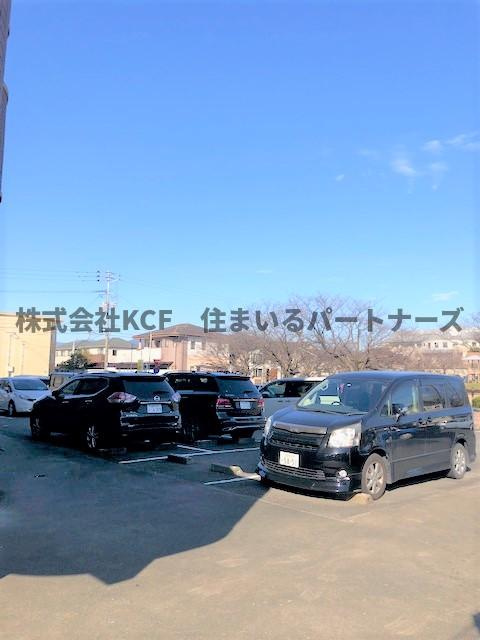 エスペランサフルールの駐車場|駐車スペースもあります